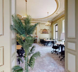 Bureau privé 12 m² 3 postes Coworking Rue Balthazar-Dieudé Marseille 13006 - photo 5
